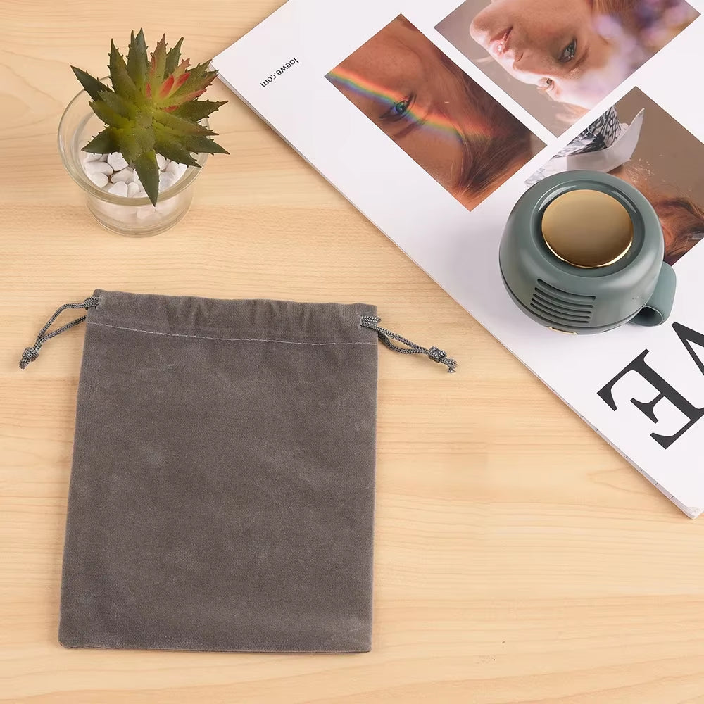 Mini Small Clip Fan Portable Silent Mini Bladeless Electric Fan 3 Speeds Clip-On Charging Fans for Shirt Whirlwind Waist Clips